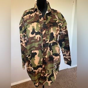 NWOT Camo Oversized Distressed Denim Shirt